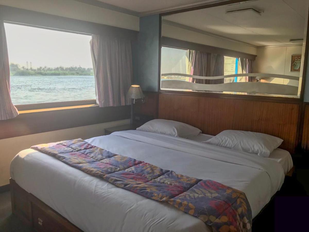 Botel Nile View Aton Cruise