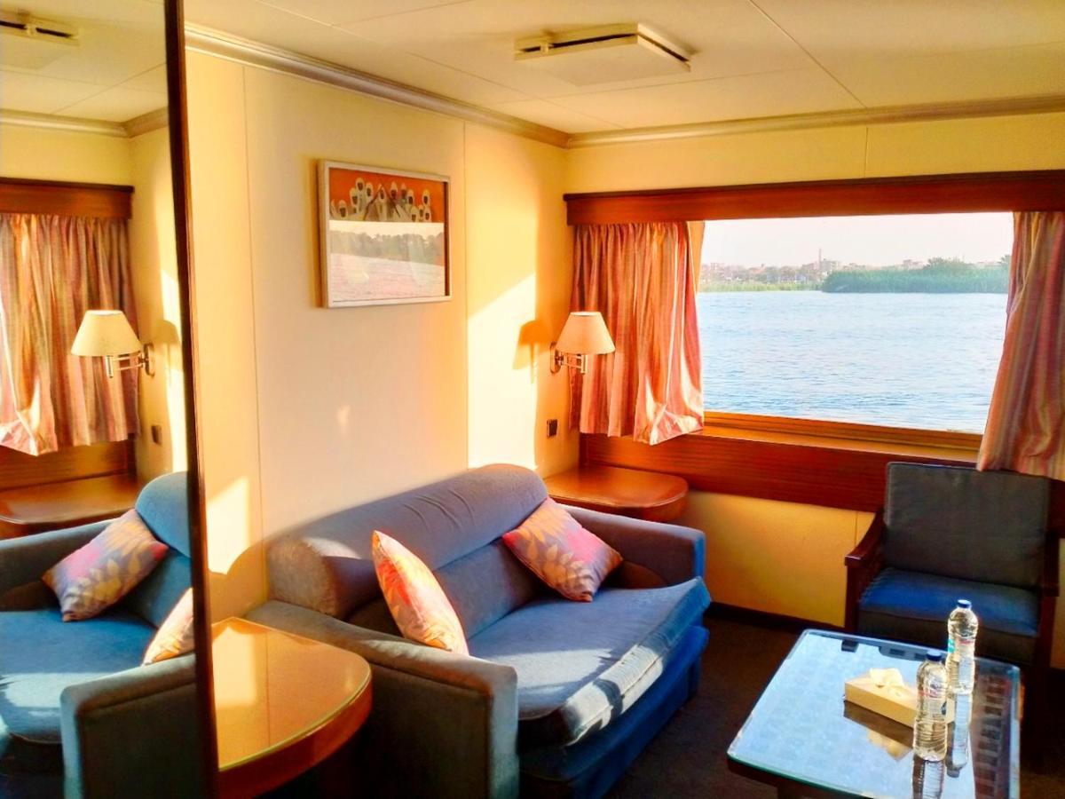 Botel Nile View Aton Cruise