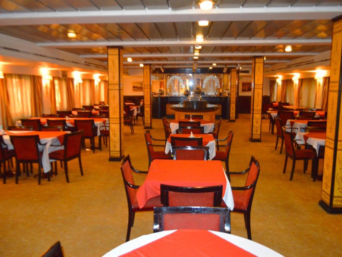 Nile View Aton Cruise Botel Caïro